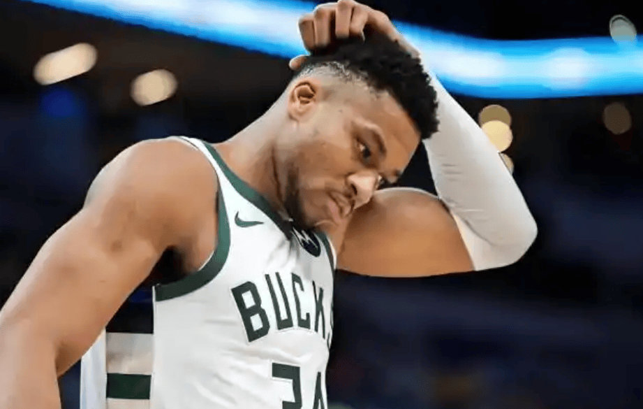 字母哥和雄鹿会谈是否离队 据著名记者Shams报道，阿德托昆博以及其经纪人开始与