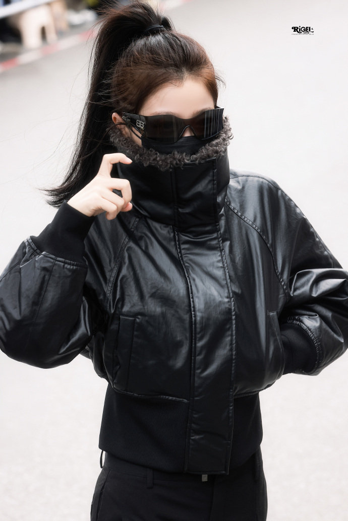 虞书欣allblack高马尾酷姐 虞书欣的小腰 虞书欣allblack高马尾酷姐