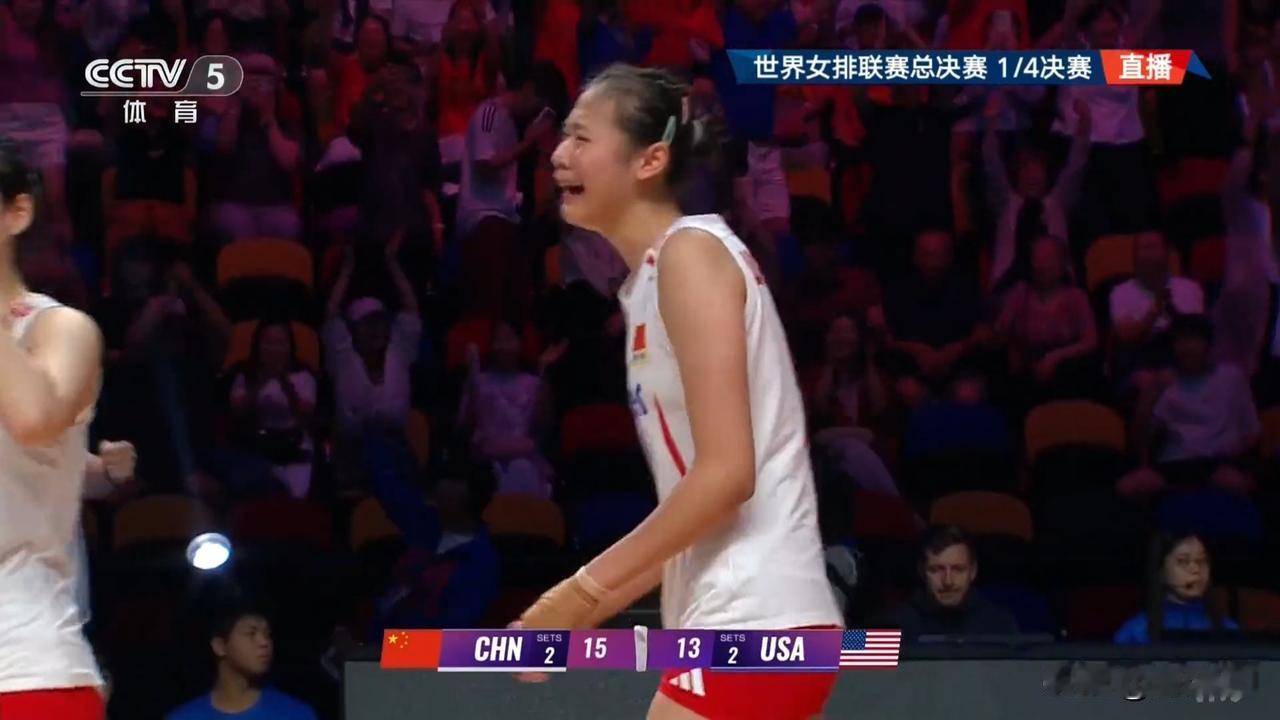 给🇨🇳女排队员打打分
        刁凌宇9分，证明了老将不可或缺
   