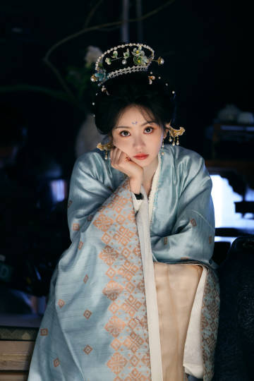 樊长玉在皇宫的OOTD田曦薇长玉在皇宫的OOTD田曦薇长玉在皇宫的OOTD来啦田