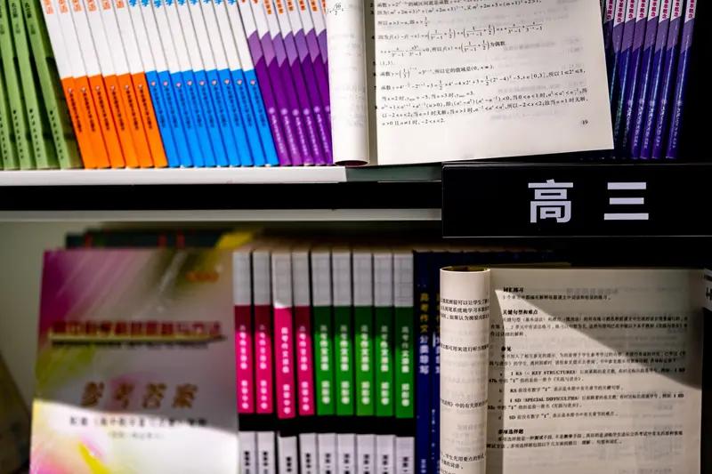 现在的应试刷题真的弊病太多了。以前数理考试，学生靠刷真题、记题型解法，把学习变成