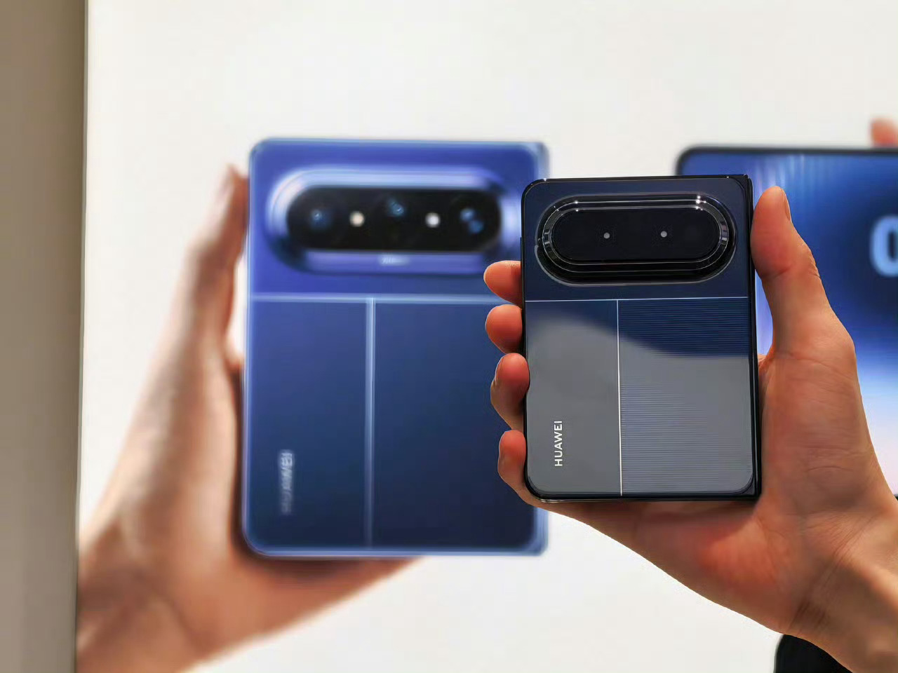 苹果发的新品从结构上来说，大概率是不如华为的曝iPhoneUltra确认液态金属