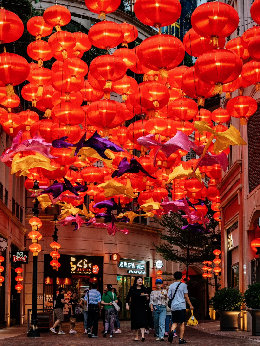 香港旅行，别错过本地人常去的这条街！🇭🇰