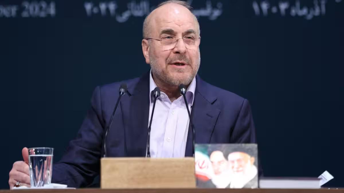 据路透社报道，伊朗谈判代表兼议会议长穆罕默德·加利巴夫日前罕见在社交媒体发声，直