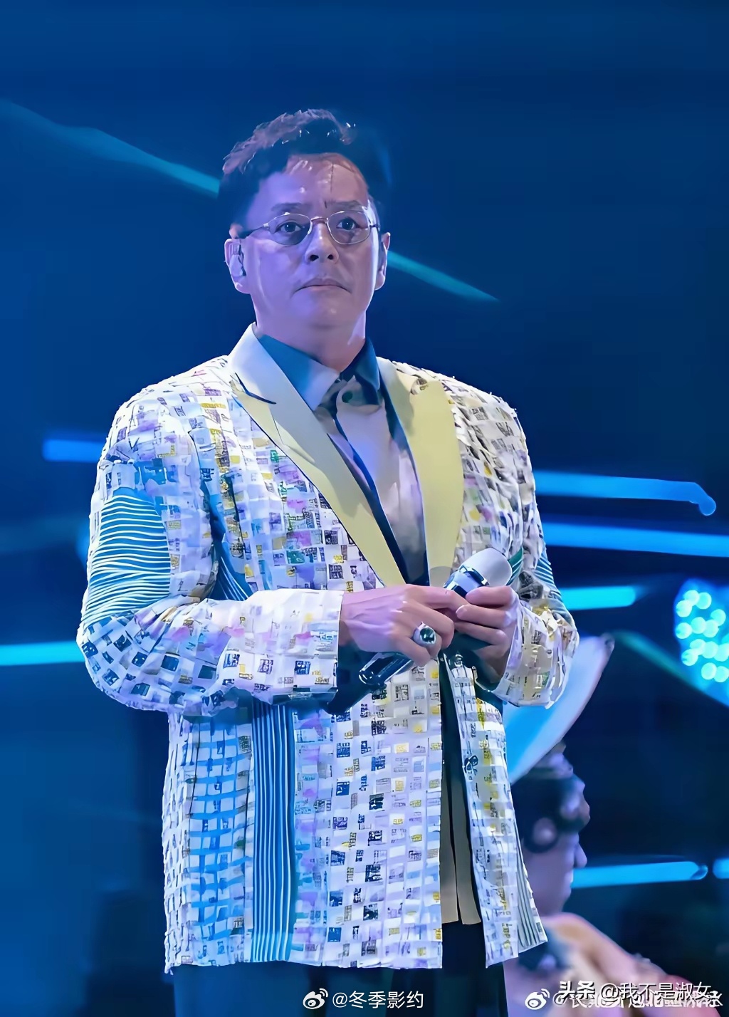 明眼人都看出来76岁谭咏麟之所以开演唱会，不是为了捞钱，也不是为了博流量，而是因