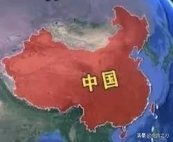 此消彼长，东方大国雄鸡独唱正当时，中国的地图板块像一只雄鸡，那两支鸡掌分别是宝岛