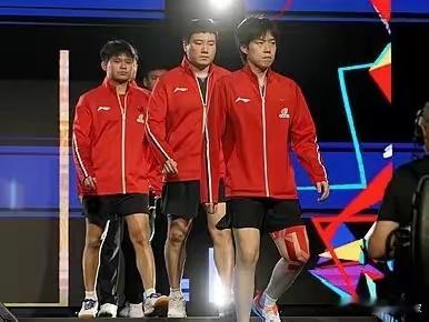 刚刚，世乒赛8进4，中国男队对战韩国男队阵容出炉，具体如下:2026伦敦世界乒乓