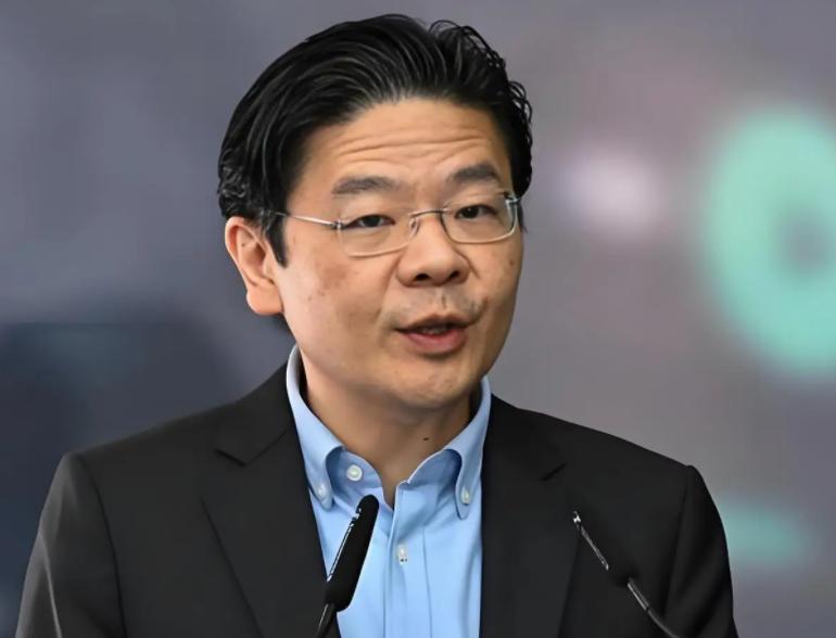 新加坡总理黄循财在接受华尔街日报采访的时候，居然对中国内政妄加评论！说白了，自从