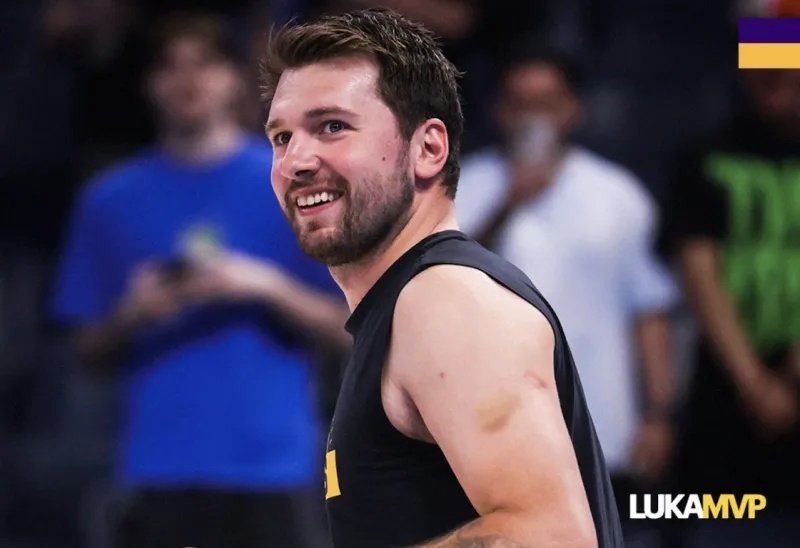 【愿无大碍！雷迪克：东契奇将于明日接受左腿筋核磁共振检查】🏀NBA常规赛激战正