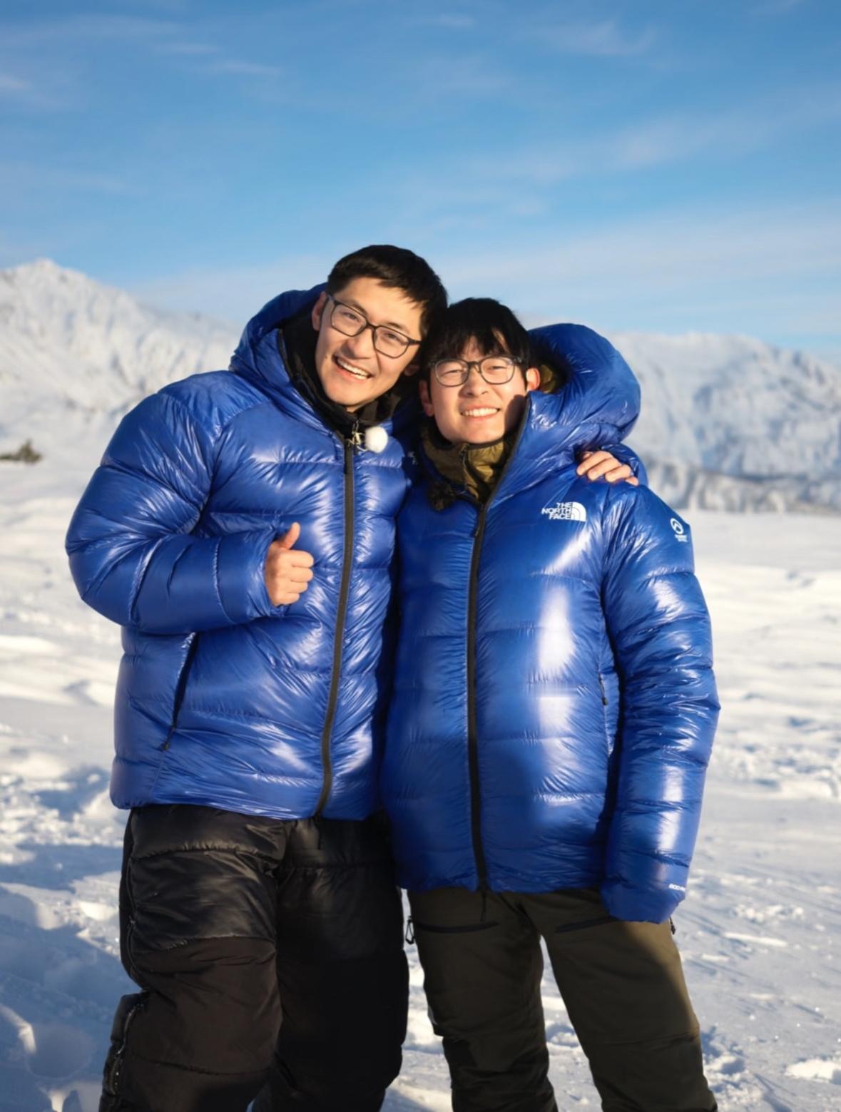 之前在影视飓风看tim和links在日本爬雪山就挺惊险的，links那么专业都差