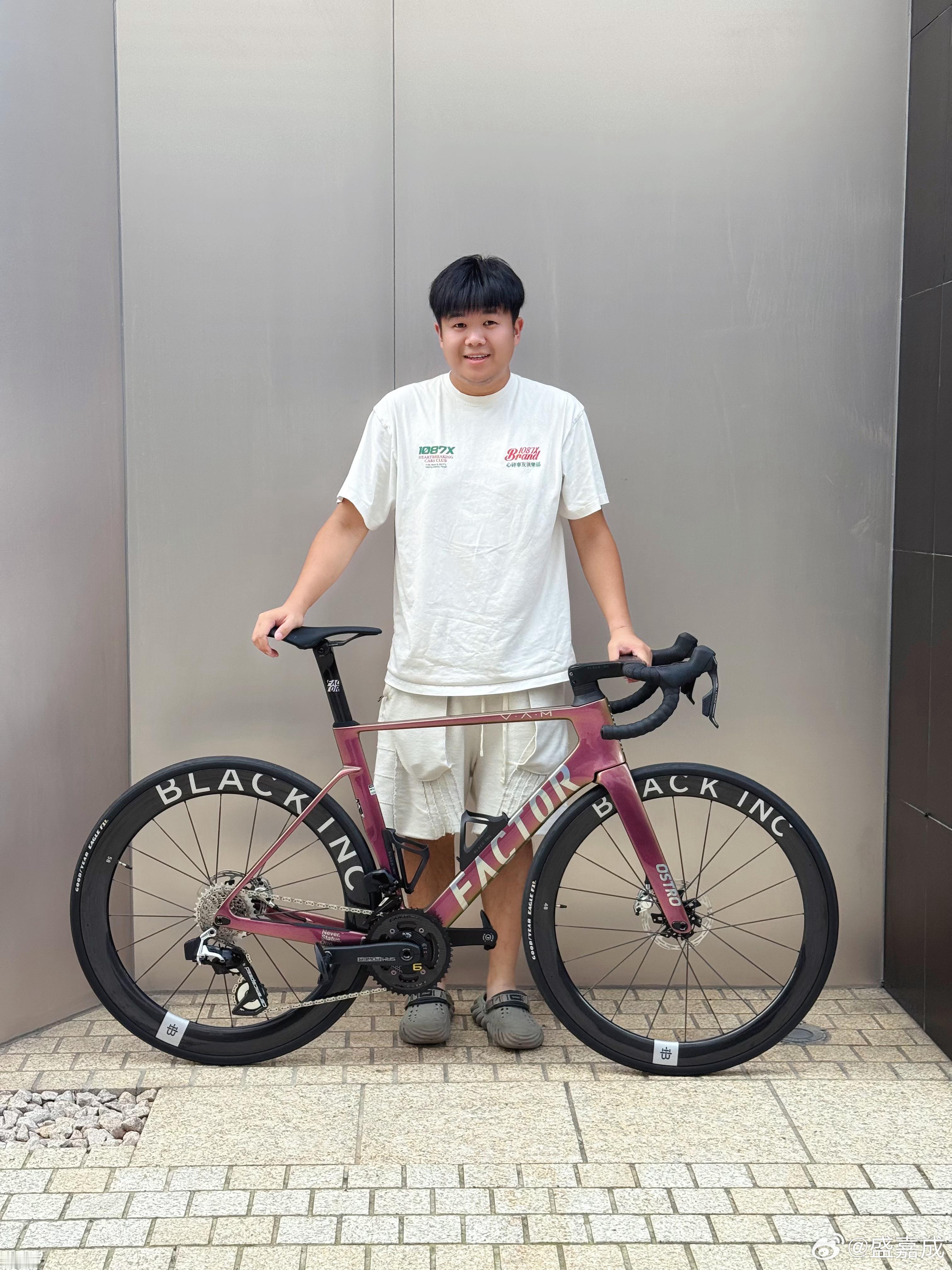 新车到位了！！！！大家猜猜我总共花了多少钱[裂开] 公路车 FACTOR  ​​