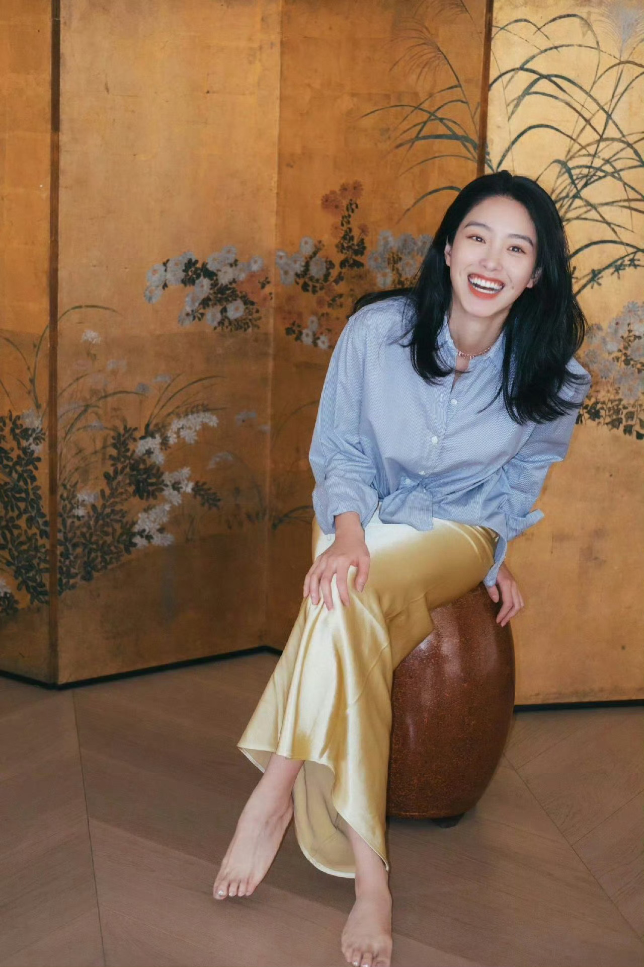 杨采钰[鲜花]杨采钰回应领证生子质疑 ​​​