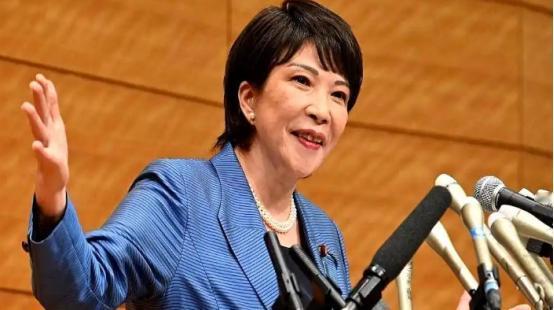 日本万万没想到，高市的愚蠢行为居然帮中国解决了两大问题。第一个，帮所有国人再次唤