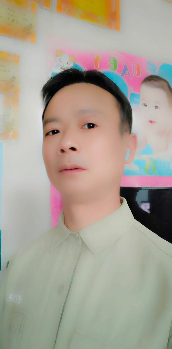 南方澡堂更注重隐私，这和南北方的生活习惯差异脱不了干系。南方气候湿润，人们洗澡频