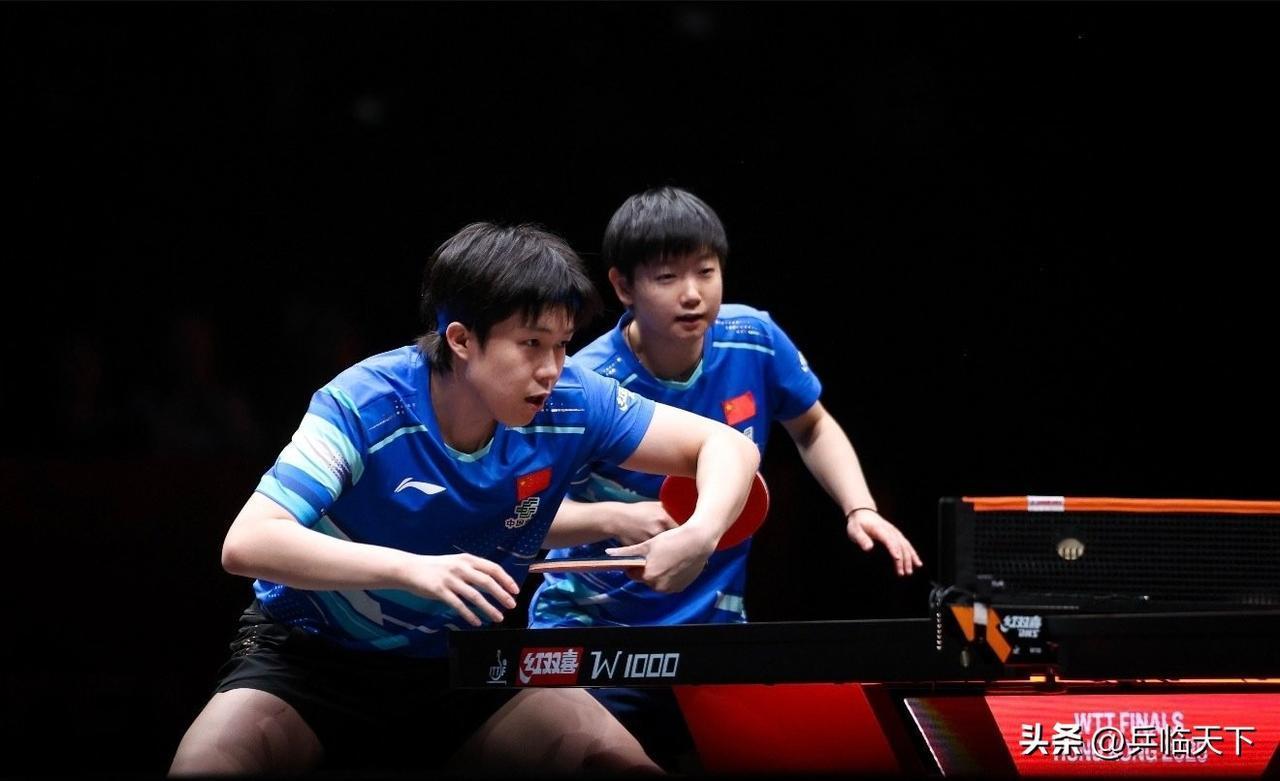 王楚钦、孙颖莎退赛，中国乒协发声！
2025年11月13日，WTT香港总决赛女单