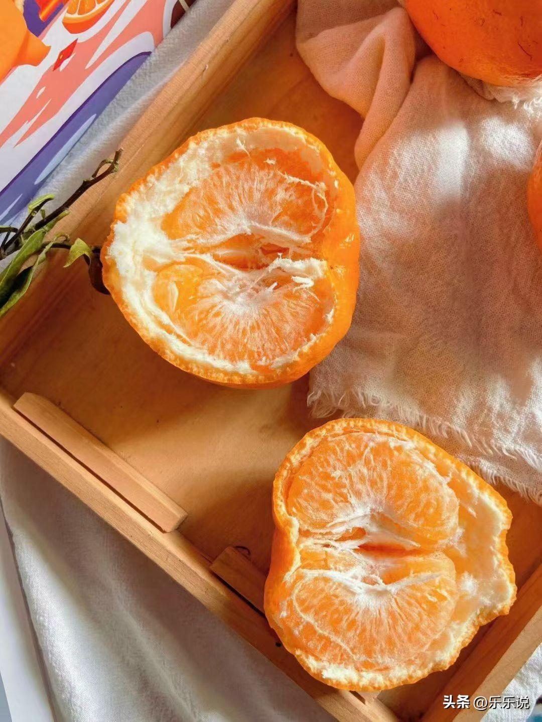 现在是耙耙柑的季节，
天气变暖了，水果安排起来！
春见耙耙柑值得每个人都拥有，没