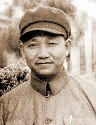 陈光1926年参加革命，1927年加入中国共产党。1928年参加湘南起...
