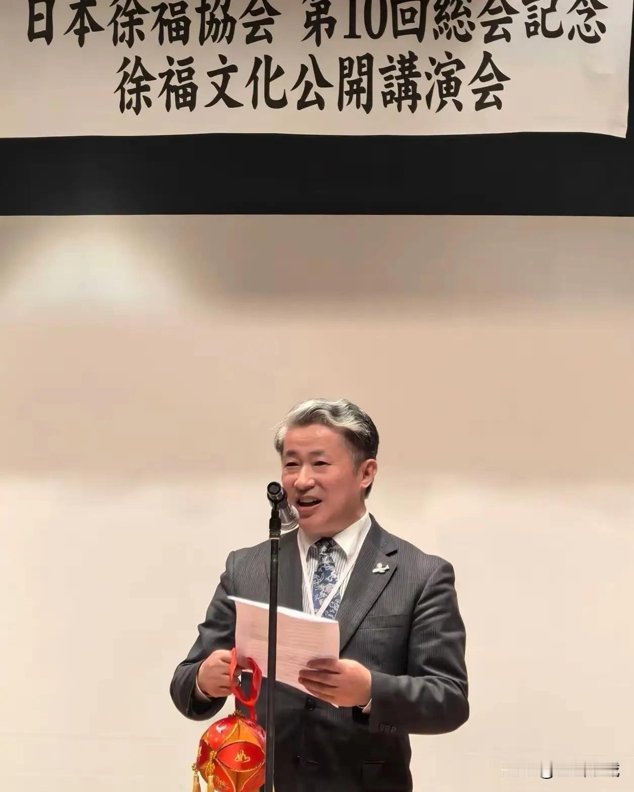 日本政客这次脸丢大了！记者当面追问内阁官房长官木原稔：要不要驱逐中国总领事薛剑？