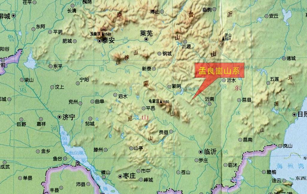 张灵甫上山的五个误读！

⑴不是一座山。孟良崮是一片山地，有主峰、芦山、雕窝、大
