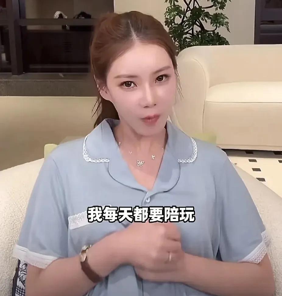 汪小菲，两孩子阿娜亚归来，琳琳一番话令马小梅感动。网友梅白藤。8月8日，马小梅如