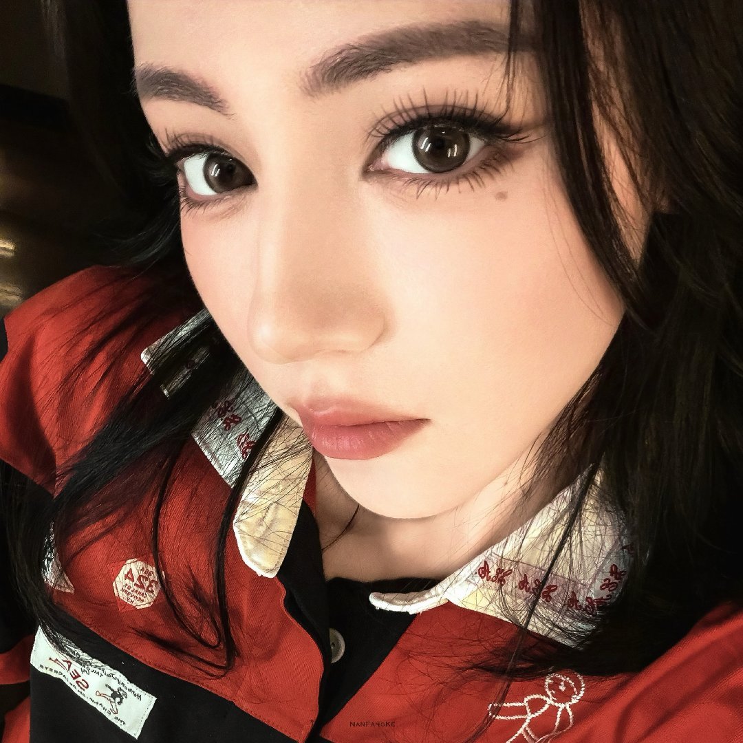 想坐迪丽热巴的自行车后座想姐姐 