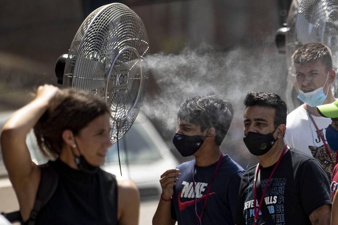 现在欧洲有点点热，但真不适合安装空调！要是7亿欧洲人都装上了空调，那将是地球的悲