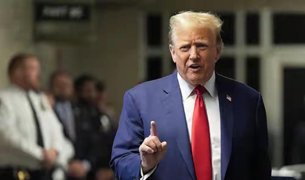 特朗普发力，“8国联军”土崩瓦解，2国连夜撤军，马克龙孤掌难鸣