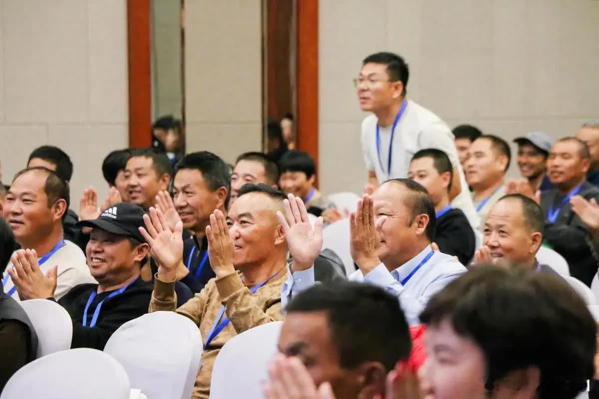 夺我企业、侵我领空、闯我国境！荷兰想趁势出手，解放军反制来了！谁能想到？那个满地
