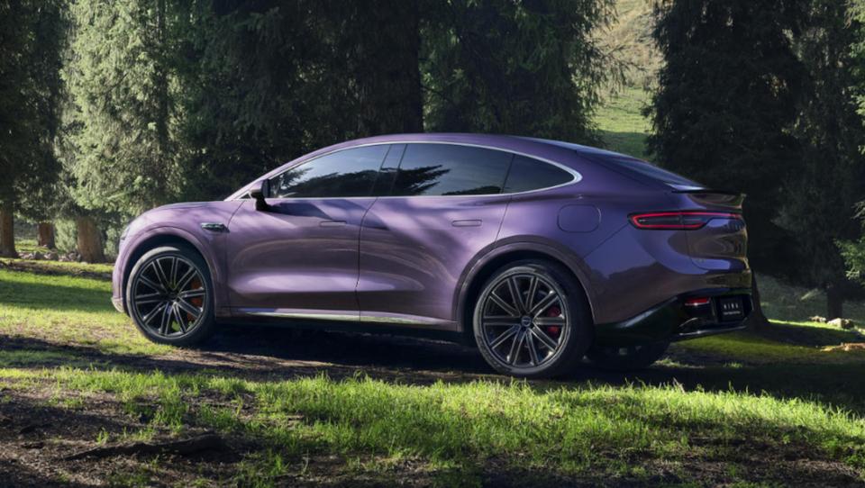 【智界R7改款车型曝光，将竞争小米YU7、Model Y】日前智界R7改款车型出