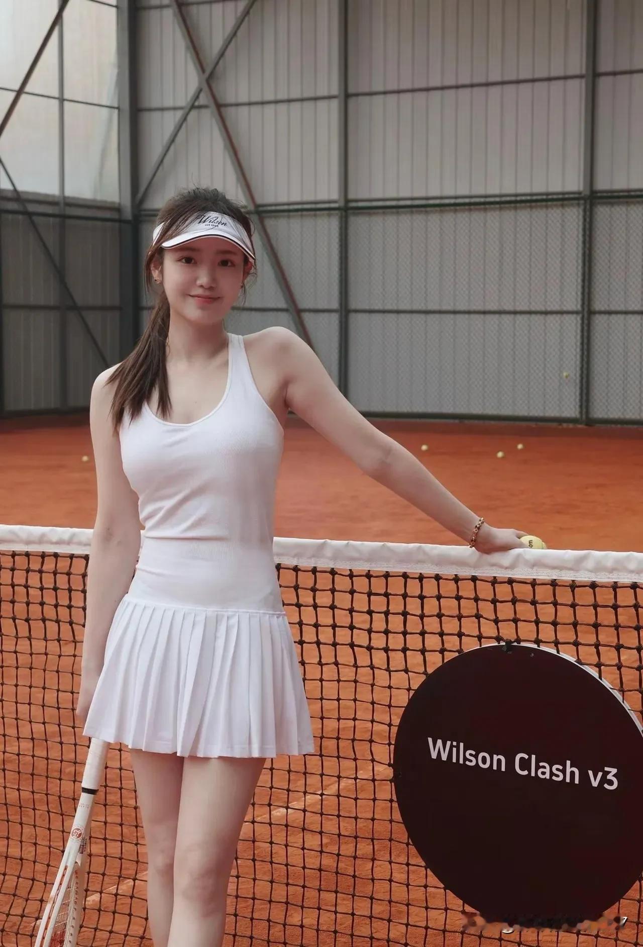 赛场上的运动美女如樱花一样灿烂多彩