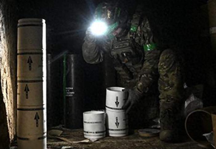 泽连斯基警告：必须准备和谈，乌克兰若战败将“彻底失去独立”！

最近，乌克兰总统