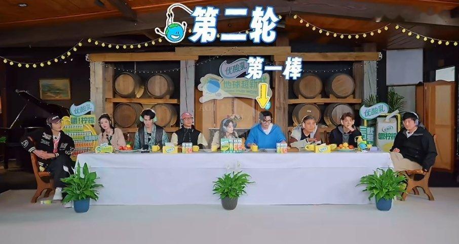 🎵 刘宇宁“叮叮叮”爆火：好笑又好听的，是那份不端着的真实最近《地球超新鲜》里