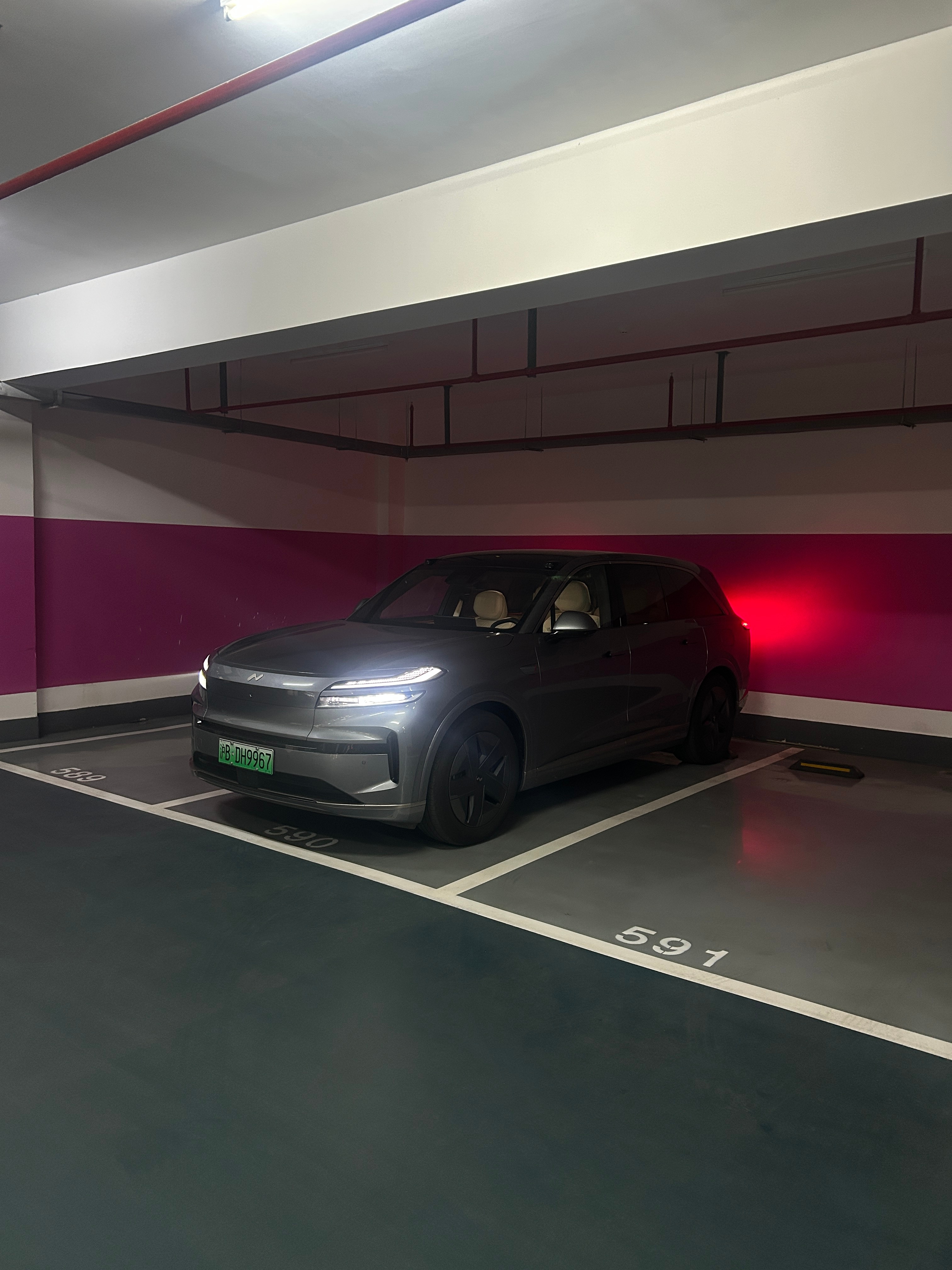 得奖了得奖了，碰撞安全、绿色健康、整车智能，大满贯！ 