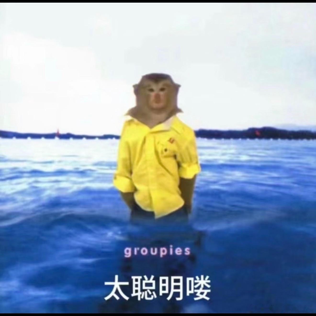 我们小区快递小哥人都挺好，我每次提前把写好取件码的纸条放门外，他也不会给我打电话