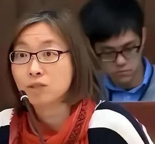“台湾永远不可能回归中国，只要有我在，这件事情就绝不会发生”。这句话说的非常霸气