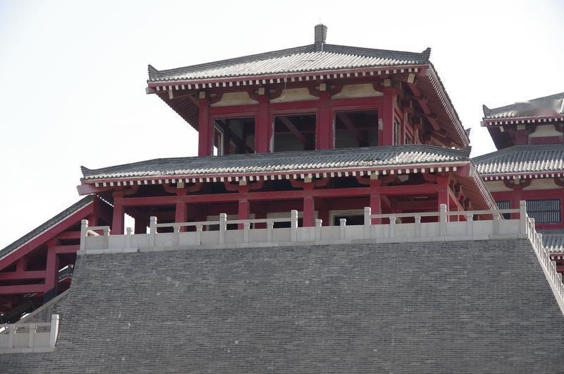 考古证实：阿房宫既未建成，亦未遭火烧

2025年阿房宫遗址考古取得重大突破，证