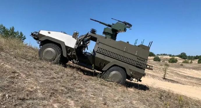 乌克兰新型“Oncilla-Shturm”4×4装甲人员输送车

“Oncill