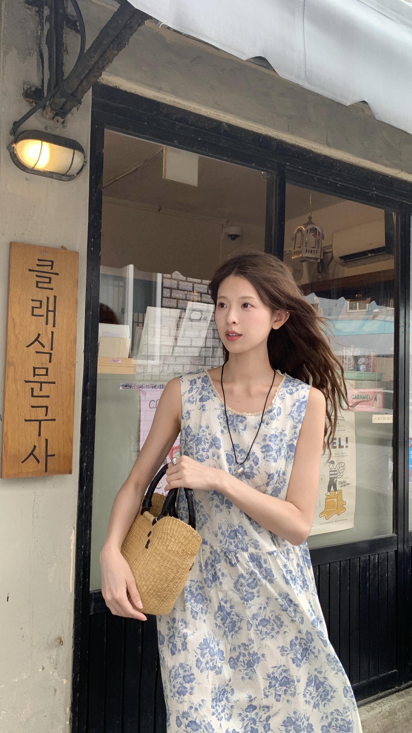 在心里种花 为小事雀跃。