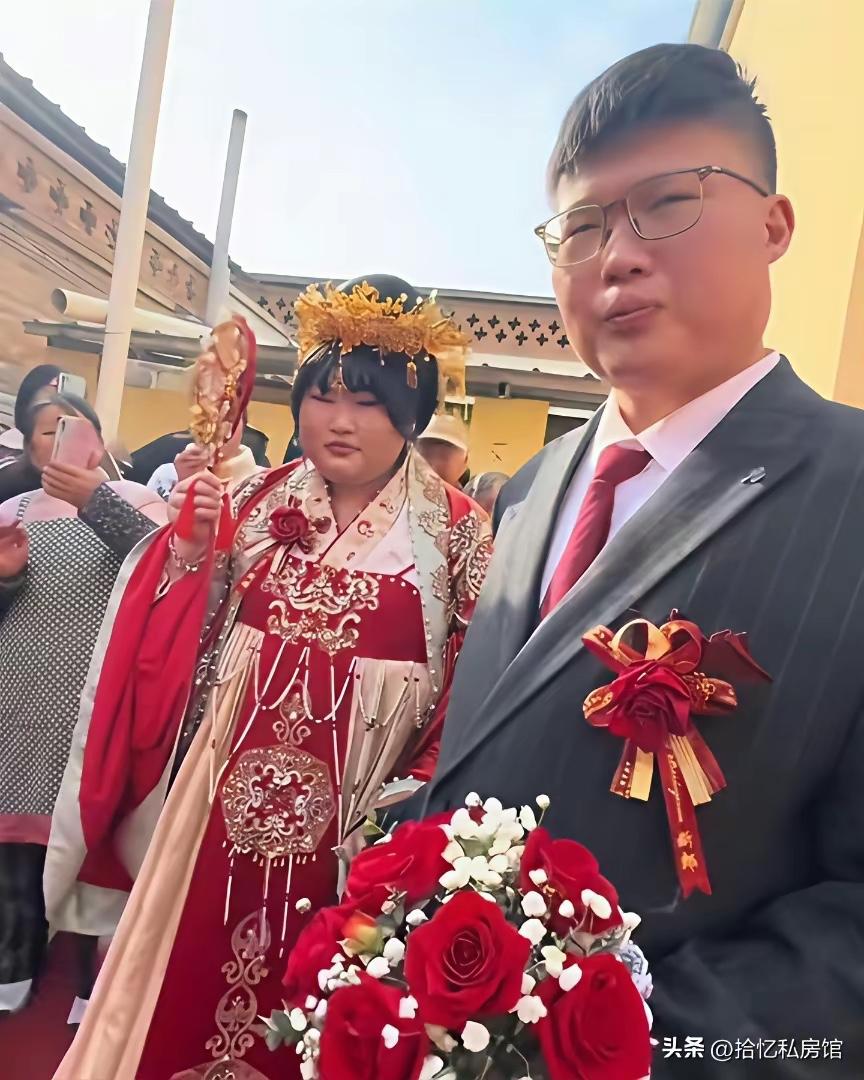 朱之文很牛的，在他们所处的环境，倘若不是他通过星光大道扬名立万，他儿子找对象都是