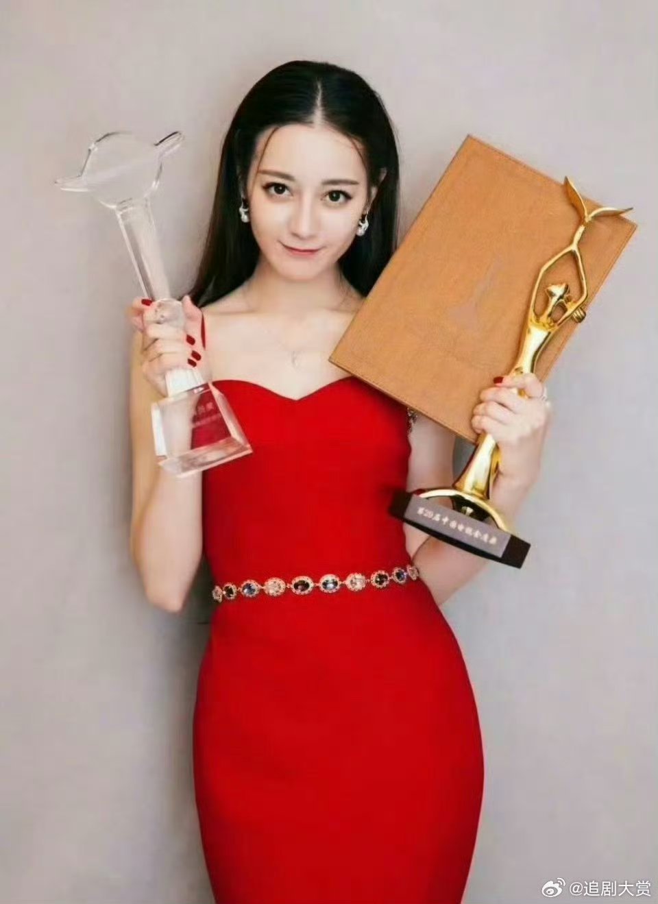 两大90花都有主流视后了哇塞都拿过视后了 