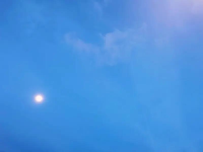 随手拍一张天空照