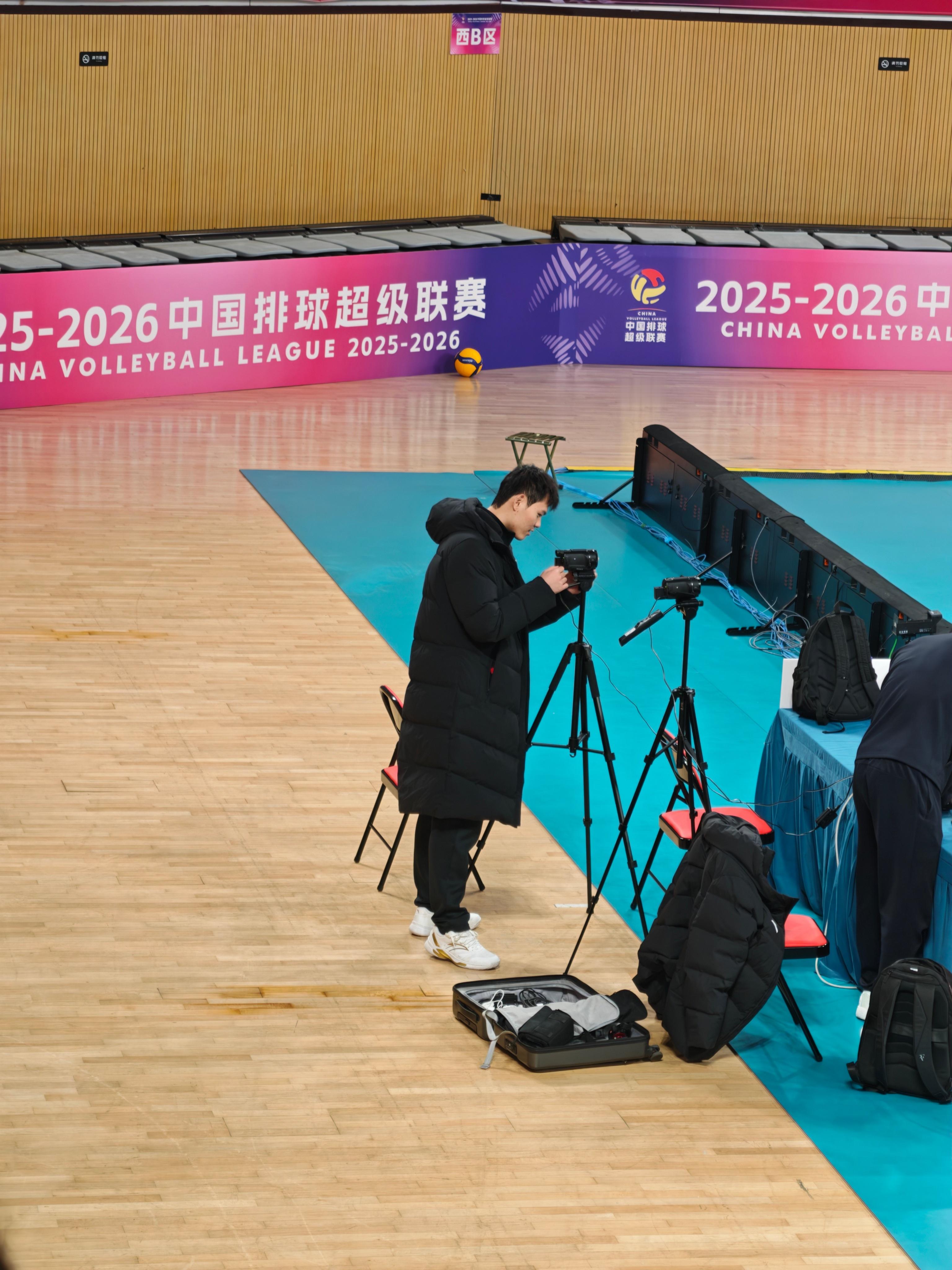 这位男士好久不见 