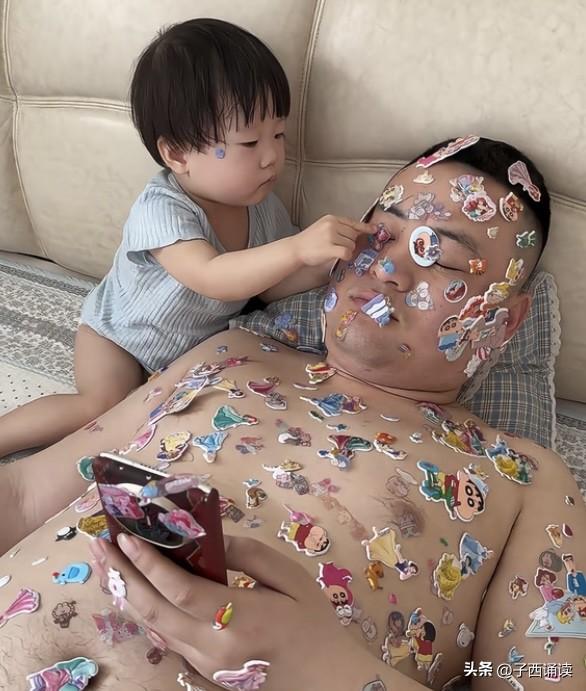 老公带娃有绝招，老婆见了哈哈笑！