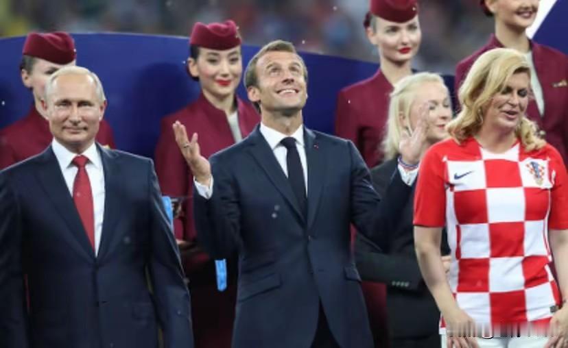 马克龙秘密派人前往莫斯科希望为欧洲争取上桌机会路透社报道，马克龙首席外交顾问秘密