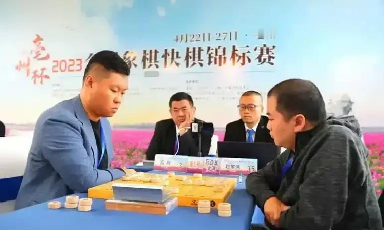 半决赛打完，名单出炉。
王禹博、刘柏宏杀进男子决赛，明天谁赢谁就是新科全国冠军