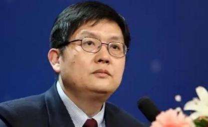 中方呼吁谨慎前往日本，然而复旦大学的冯玮却在此时，高调推荐中国学生去日本，并把这