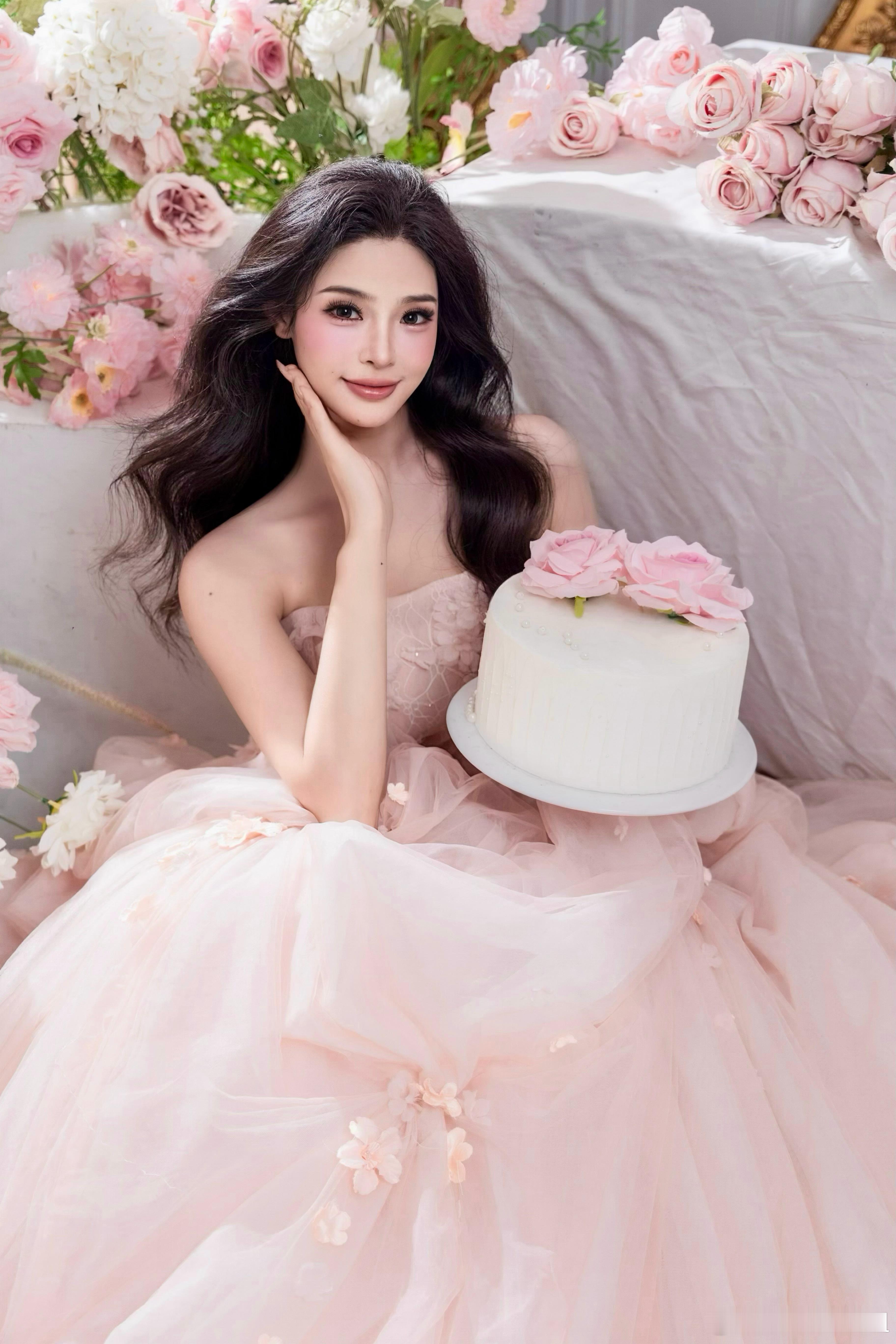 ᕼᗩᑭᑭY ᗷIᖇTᕼᗪᗩY愿成长，落落大方，愿自己，不负众望