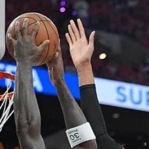 NBA总决赛NBA总决赛今天迎来G1较量，马刺坐镇主场迎战尼克斯。美媒StatM