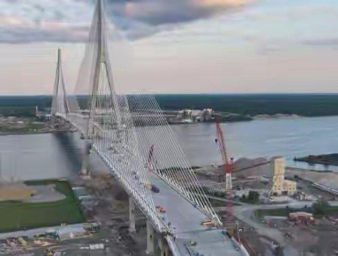 特朗普再威胁加拿大  接连放出强硬表态，还拿跨境大桥通车做筹码，要求获得对等补偿