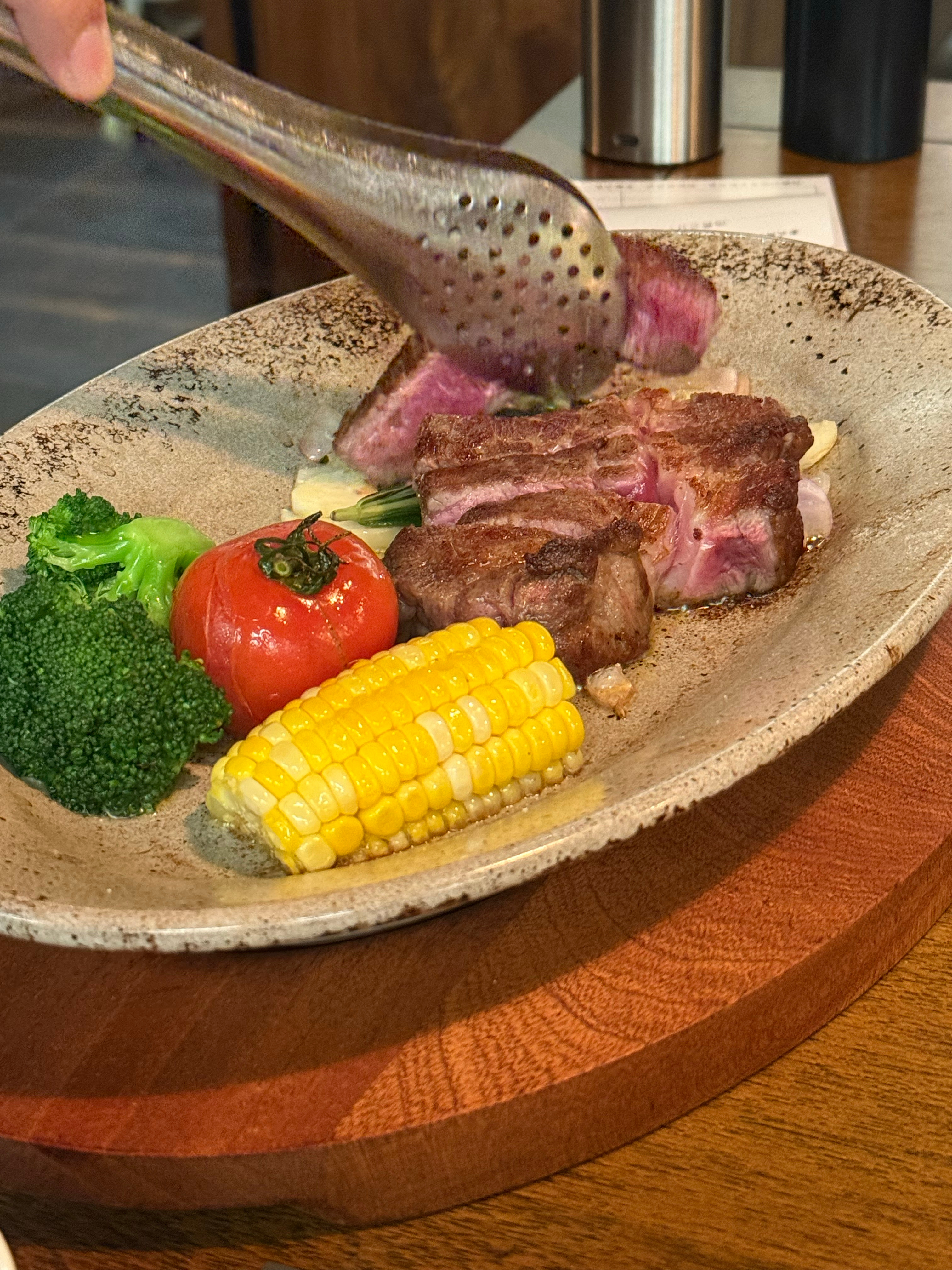 和妈妈出来吃饭 